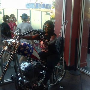 Meet your Posher, Linda